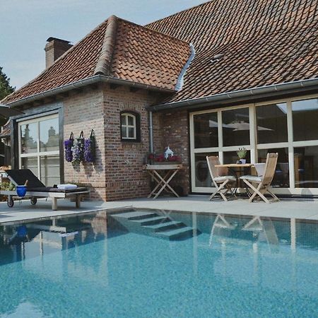 La Maison Des Papillons Deerlijk Dış mekan fotoğraf